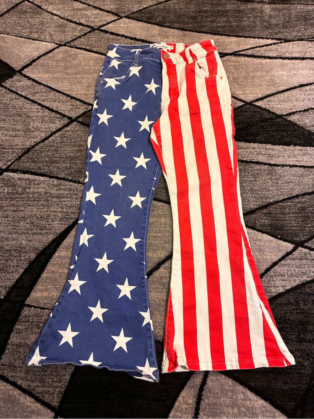 Patriotic, American flag high waisted flare, jeans women’s size 4.